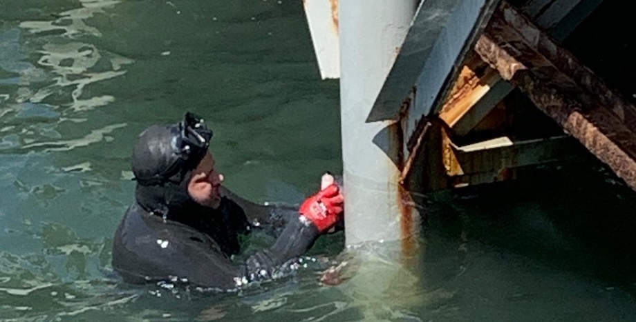 Diver repairing structure
